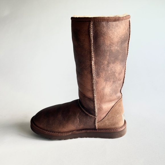 UGG Brown Metallic Genuine Leather Sheepskin Lining Classic Tall Boots size 6 - Picture 2 of 15